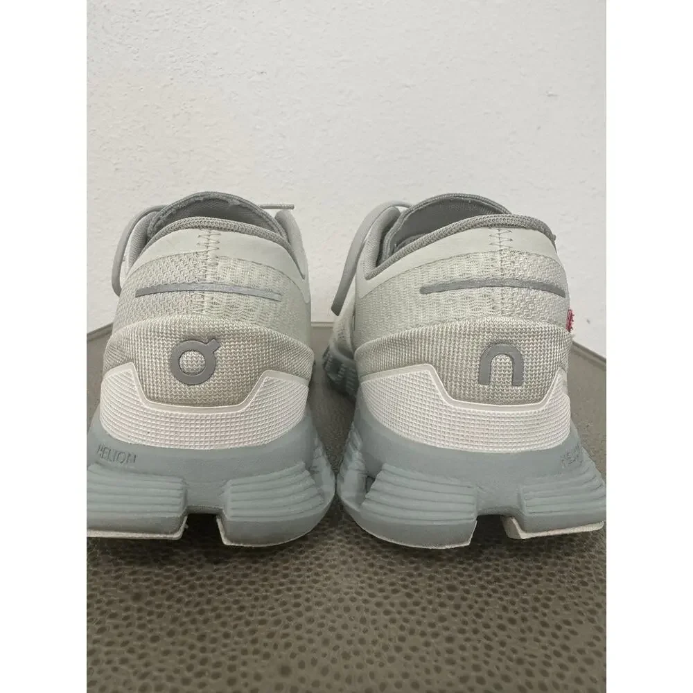On Cloud X Swiss Engineering Women's Size 9 Running Shoes Aloe Surf